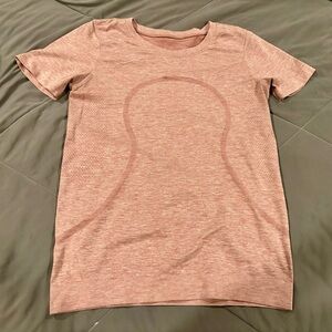 Lululemon swiftly relaxed